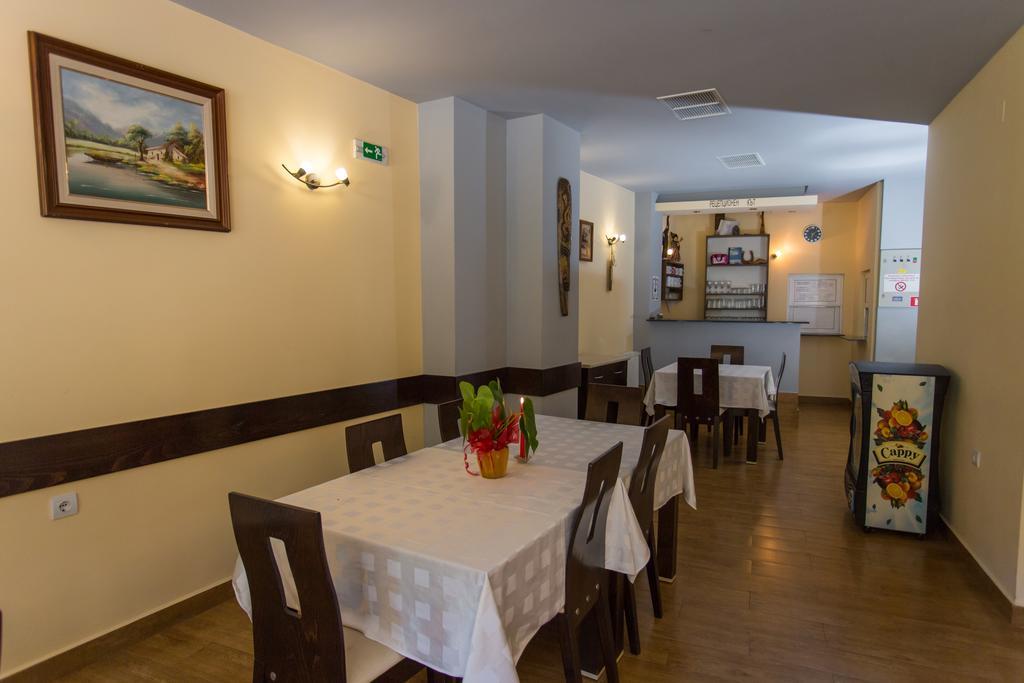 Hera Guest House Chiflik Eksteriør billede